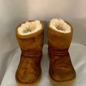 UGG Boots Child Sz 7